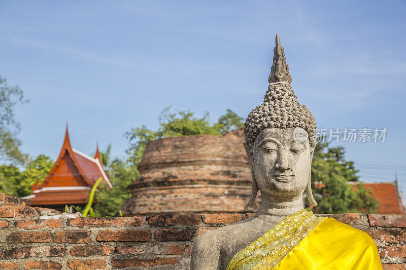 泰国著名的佛寺Yai Chaimongkol佛像